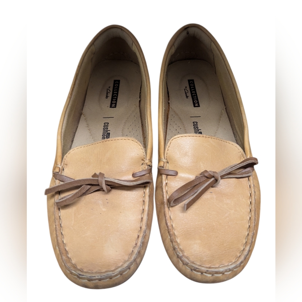 Clarks Flats Size 7.5